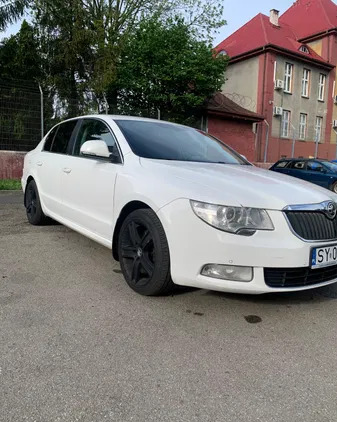 samochody osobowe Skoda Superb cena 21900 przebieg: 360000, rok produkcji 2011 z Bytom